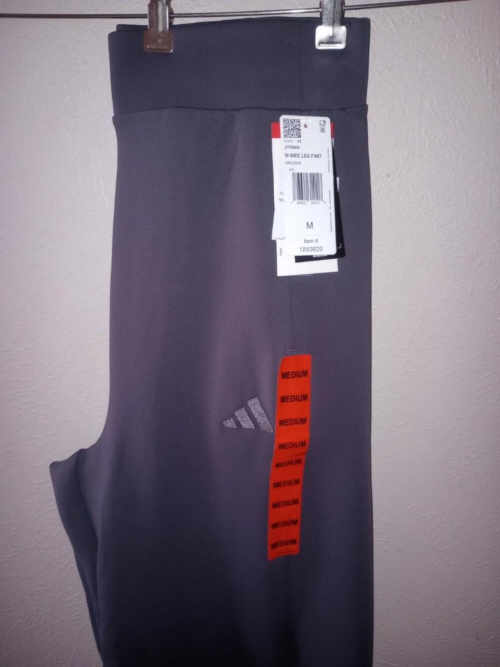 Adidas Women's Size Medium Gray Strata Wide Leg Pant with Pockets NWT - Picture 3 of 4